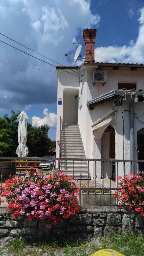 Apartmani Roberta Jurdani Buitenkant foto