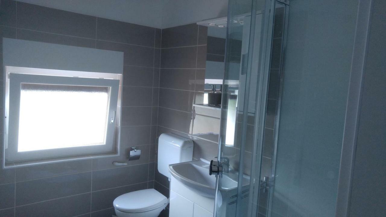 Apartmani Roberta Jurdani Buitenkant foto